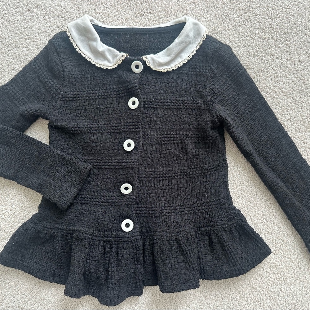 Persnickety Size 6 Sweater Top